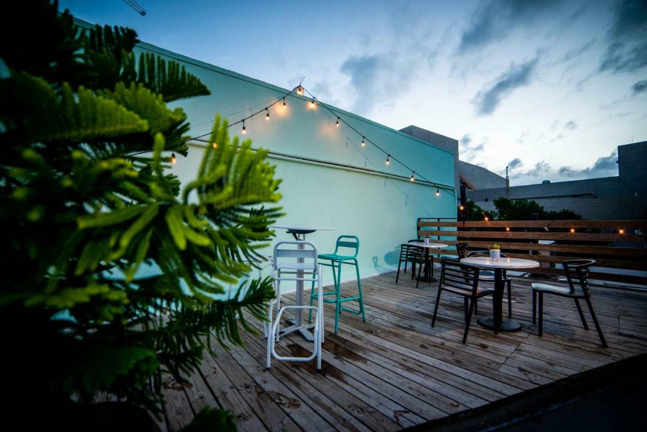 Santurcia Hostel (Adults Only) Σαν Χουάν Εξωτερικό φωτογραφία